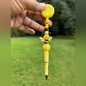 Bumble Bee Retractable Pen Custom Designed